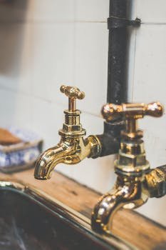 Comment choisir un plombier en ligne ?